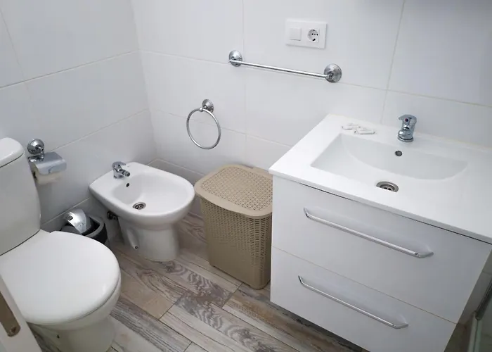 Lovely Sea View Free Wifi أذيخي