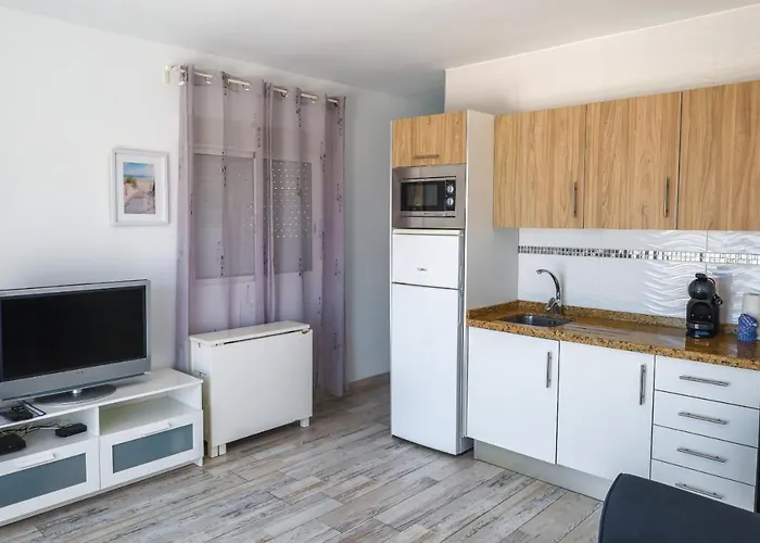 Lovely Sea View Free Wifi * أذيخي