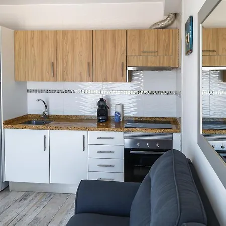 Apartmán Lovely Sea View Free Wifi *